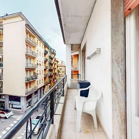 Altavista Acqui Sotto, Cielo Sopra Il Letto Διαμέρισμα *